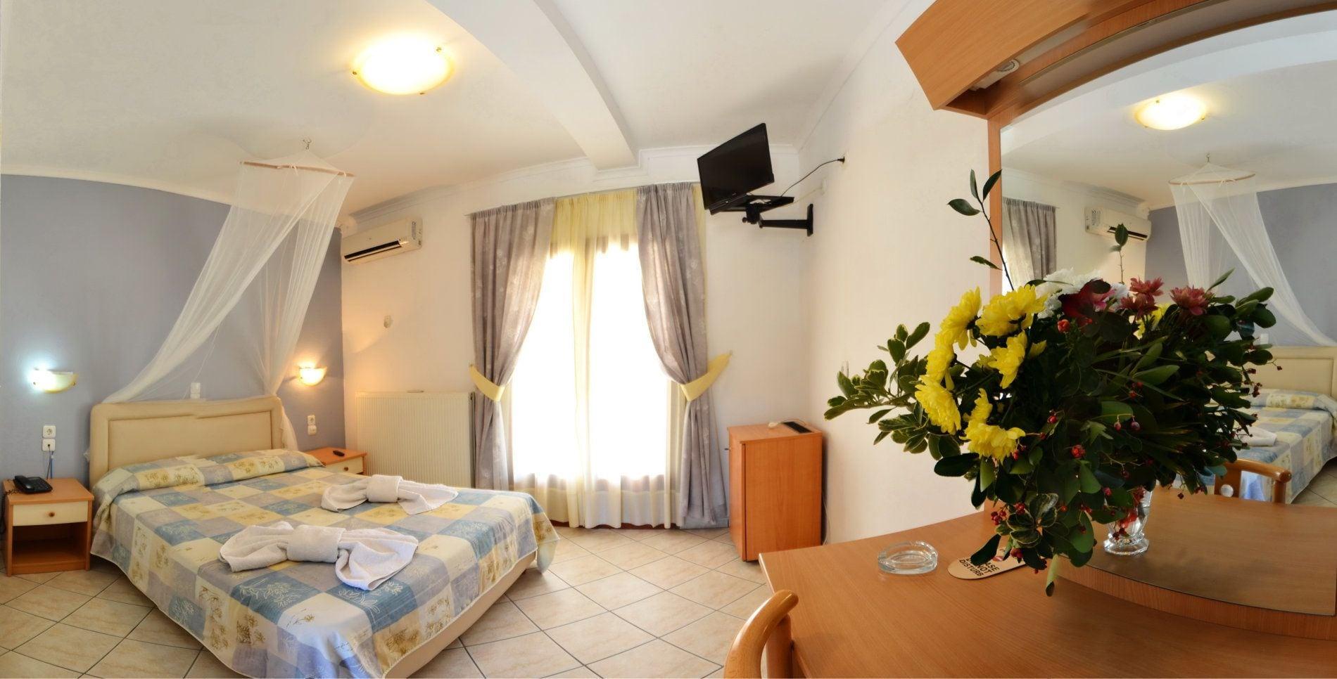 Casa Blue Hotel, Philian Hotels And Resorts Скиатос Экстерьер фото